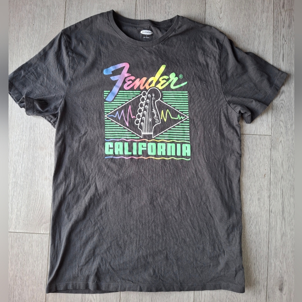 Fender Black Graphic T-Shirt Size Large